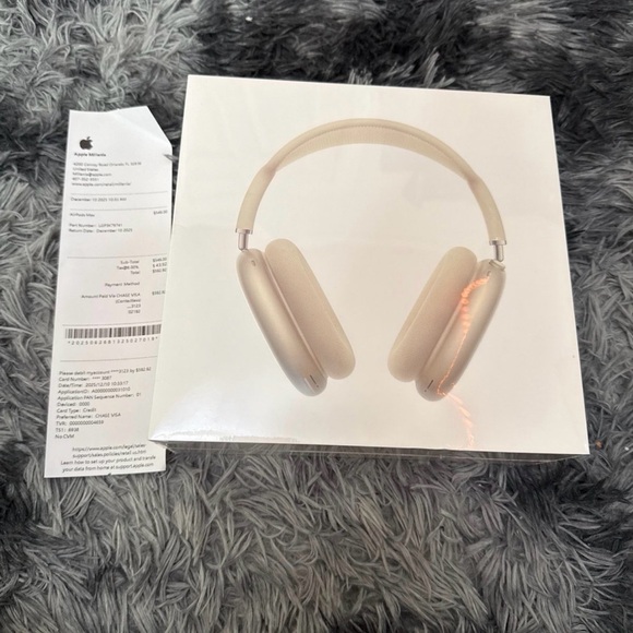 AirPods Max Starlight New with Warranty